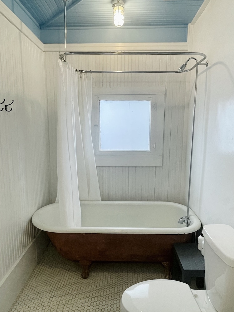 The Lincoln Marfa