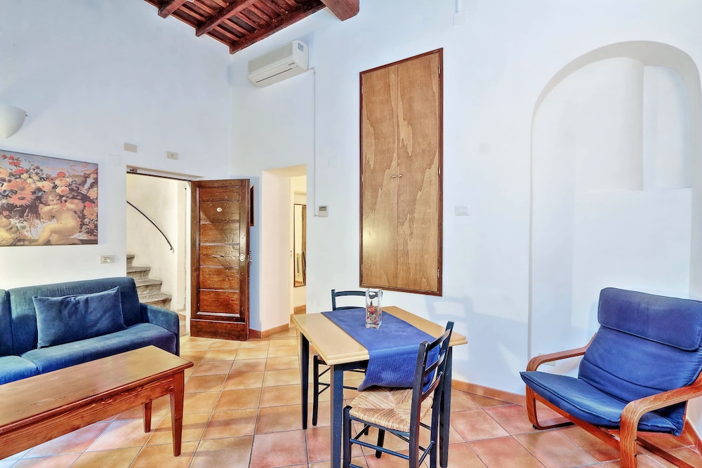PALAZZO OLIVIA - RESIDENZA LEUTARI