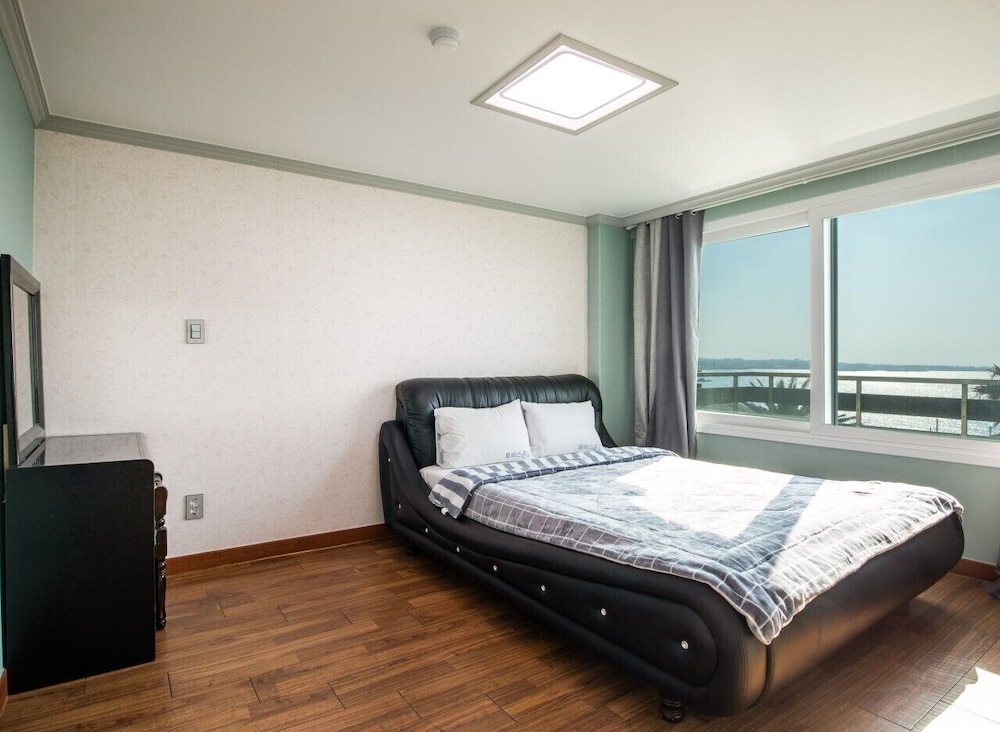 Jeju Tovice Condo New Building