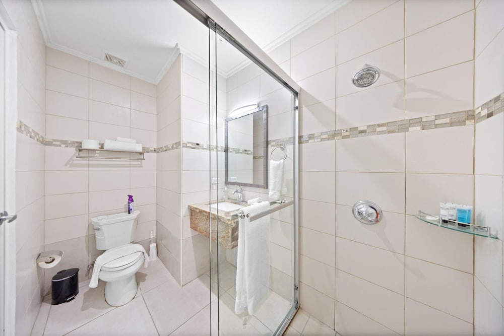 Lovely 1br1ba Condo Walk to Beach Pool BBQ