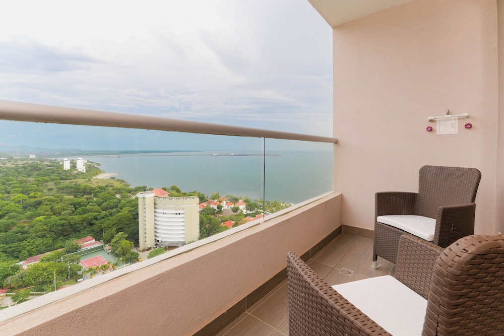 Apartamentos Santa Marina by C - HOST
