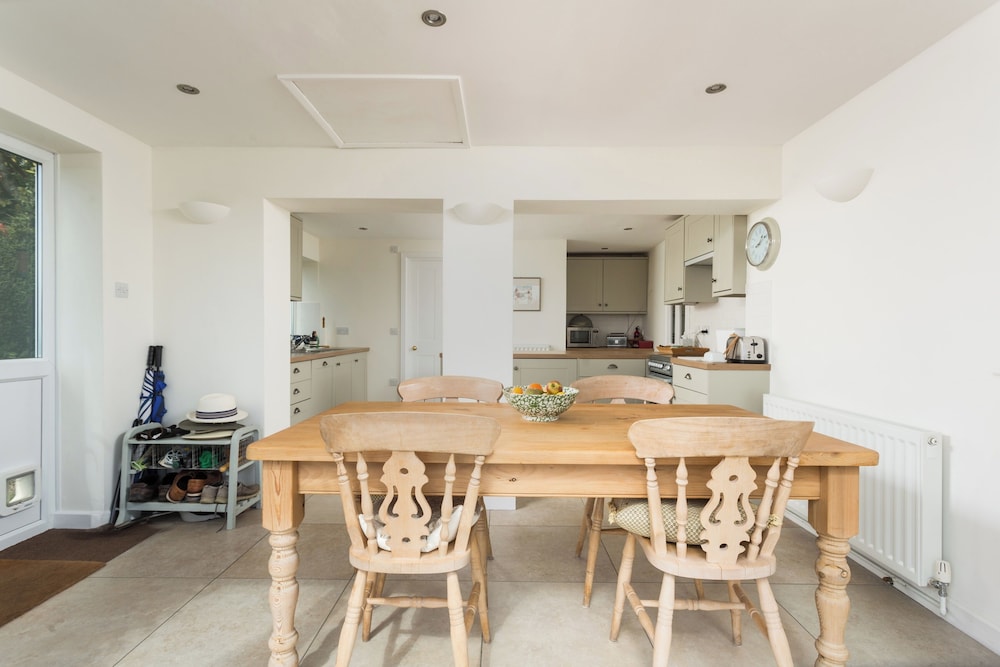 Stunning 3 Bedroom Cottage Near Historic York