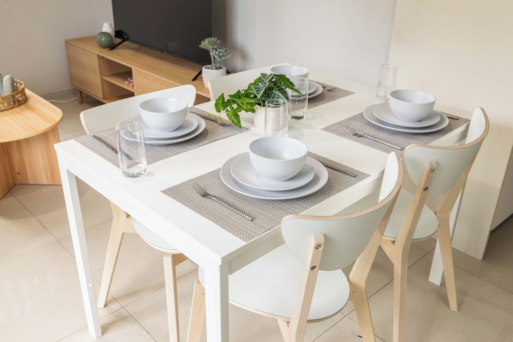 Smart Suites Self Check-in Apartments - 73 Bale