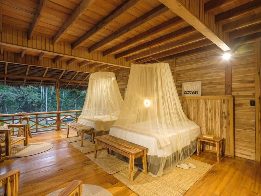 Explorers Inn