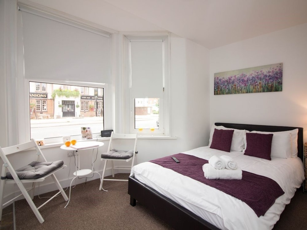 Beddoe Apartments