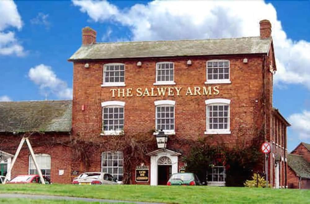 The Salwey Arms