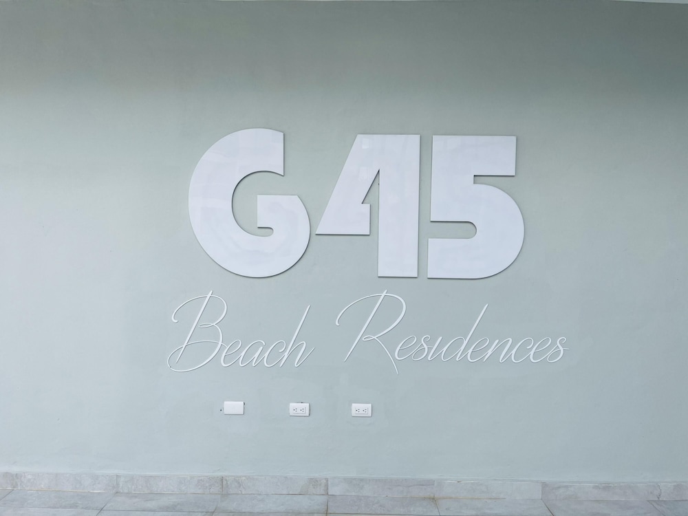 Beauty new Beach Apartment With Private Access to Arena Gorda Beach