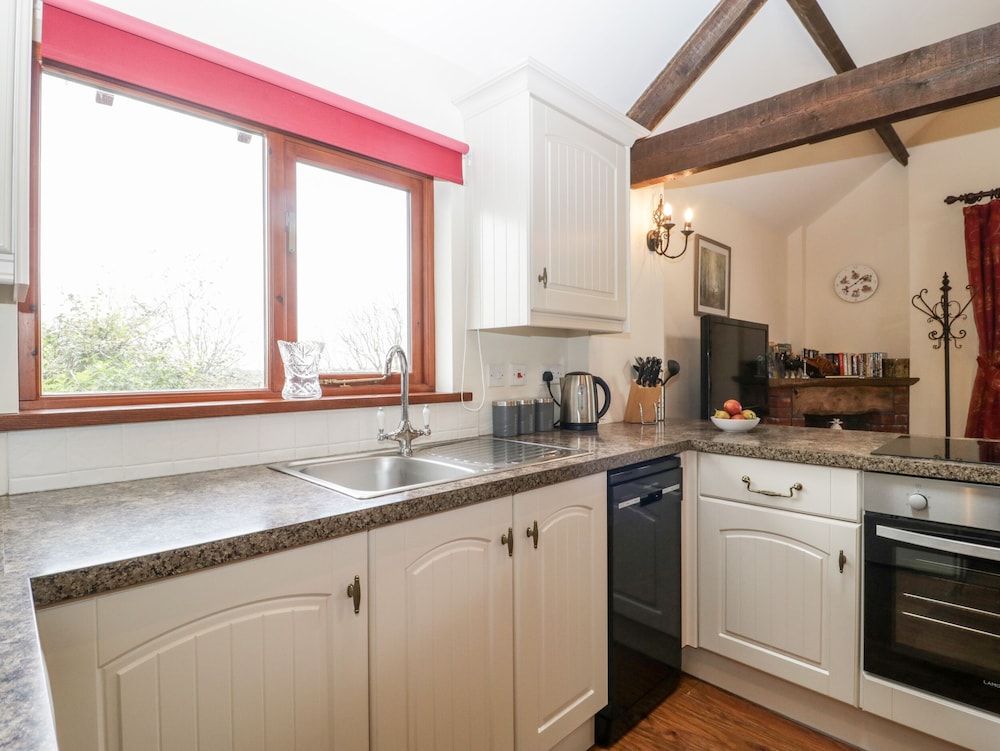 Walnut Cottage