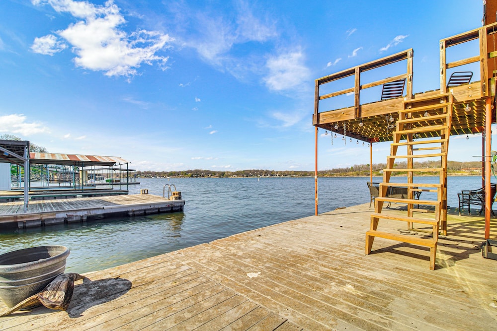 Grove Lake House w/ Boat Dock & Outdoor Spots!