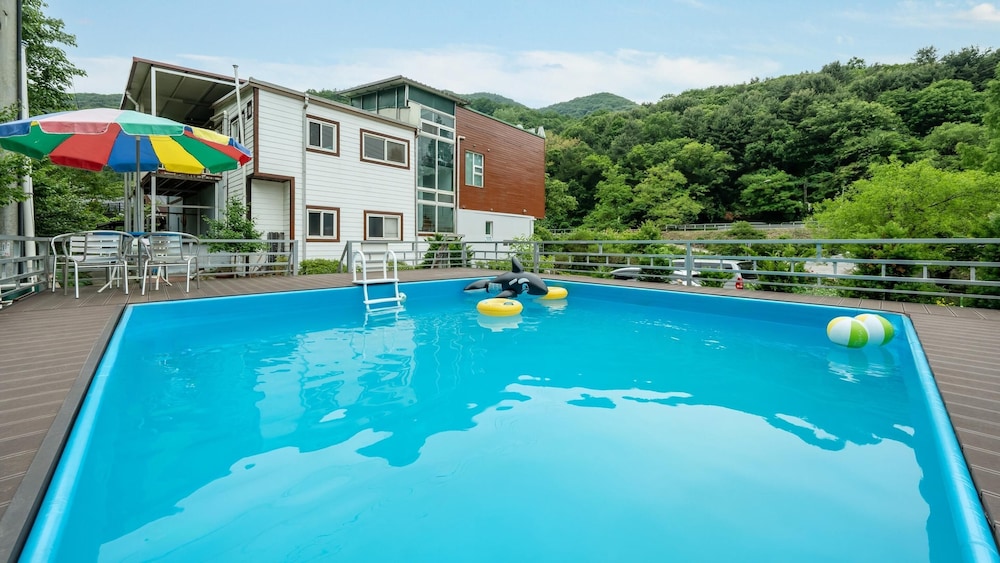 Gapyeong Areuno Pet Pension, Gapyeong - 10