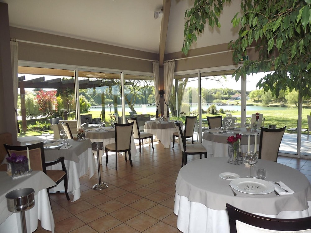 Les Jardins du Lac, The Originals Relais (Relais du Silence) - Property Image 10