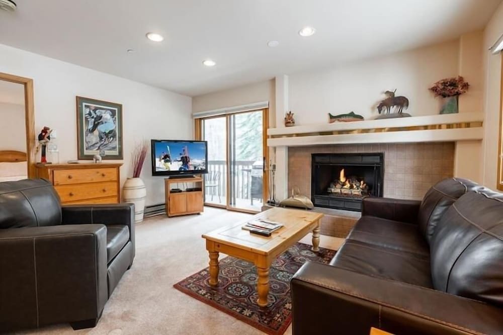 Beaver Creek Resort CO - Townsend Place & Strawberry Park Condos
