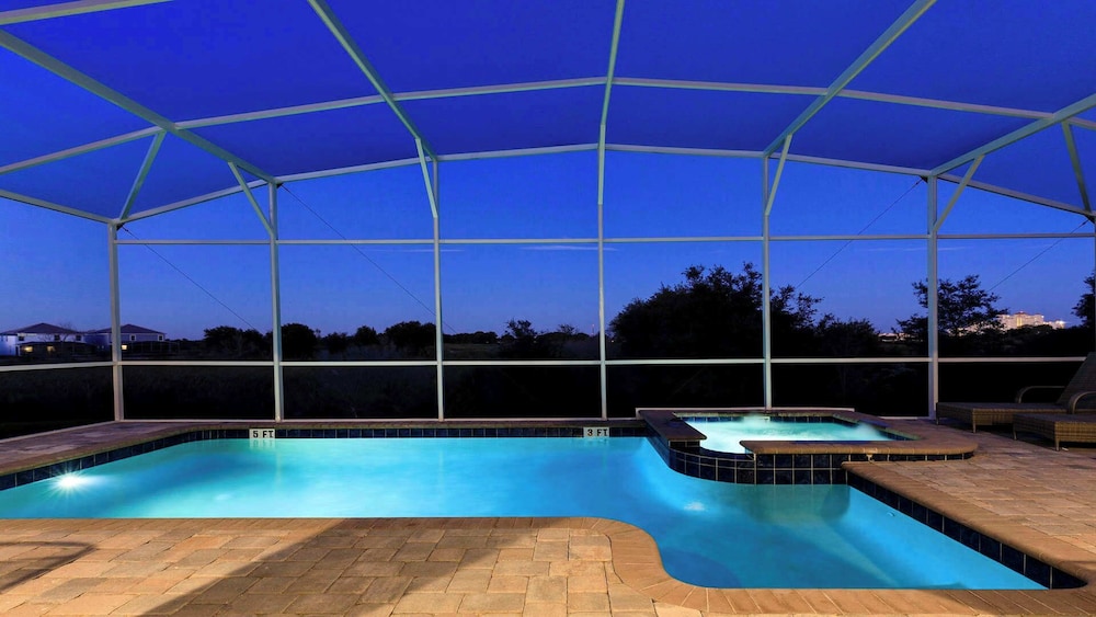 Greenview 8BR Home Private Theater Pool/spa/games