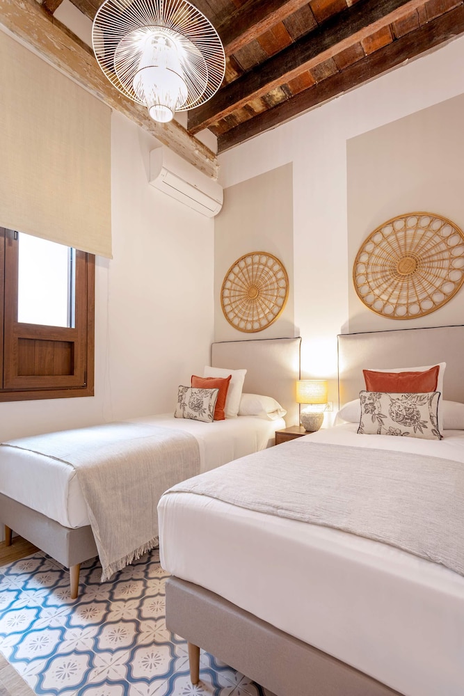 Cozy 2BD Apartment in Arenal Santas Patronas II