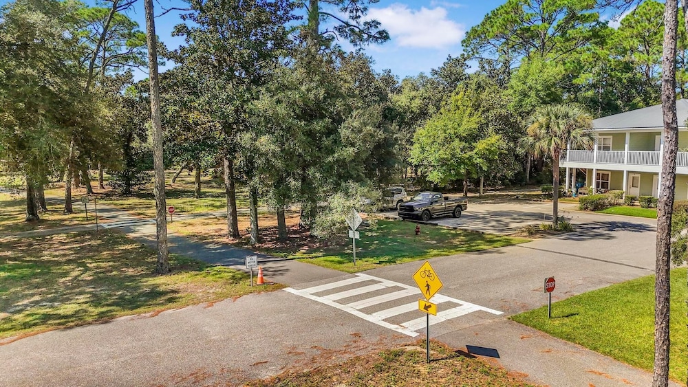 Laguna Breeze C