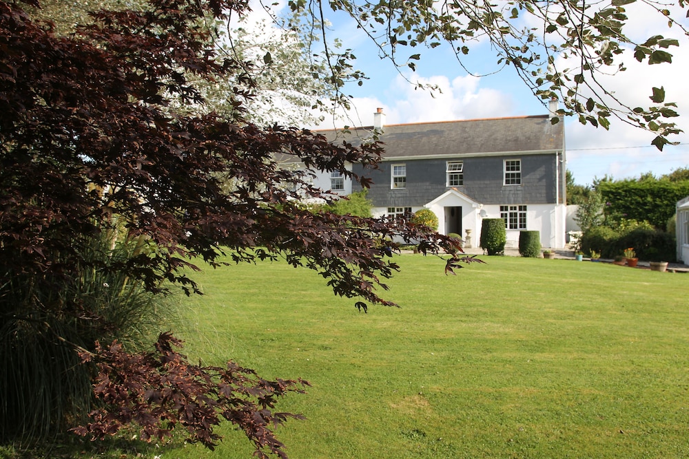 Treweens Bed & Breakfast