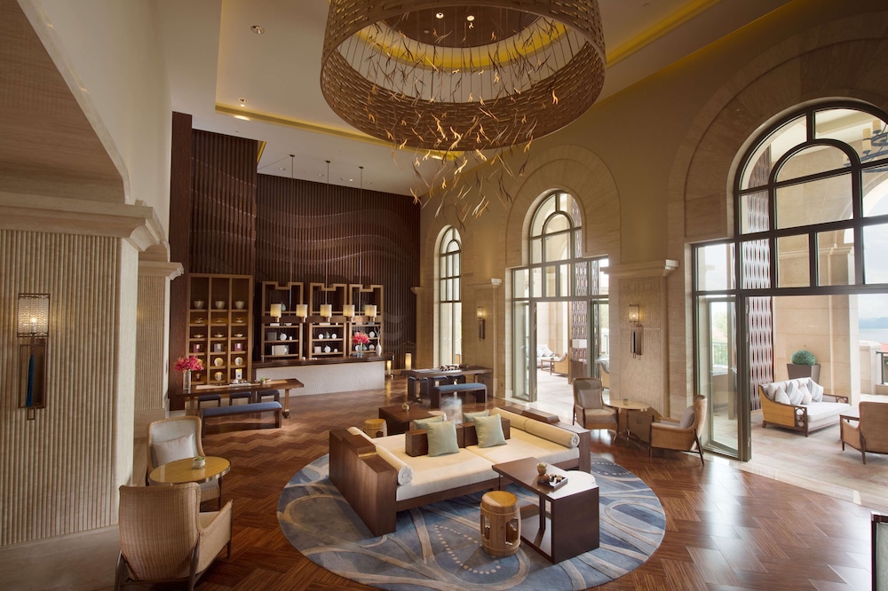 Hilton Yuxi Fuxian Lake