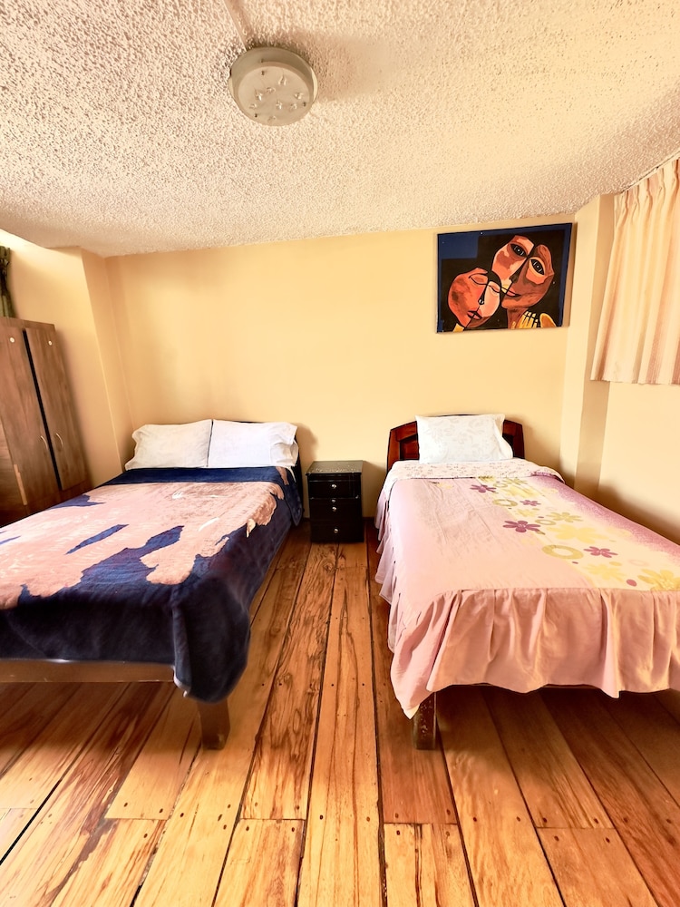Hostal Niiza view 5