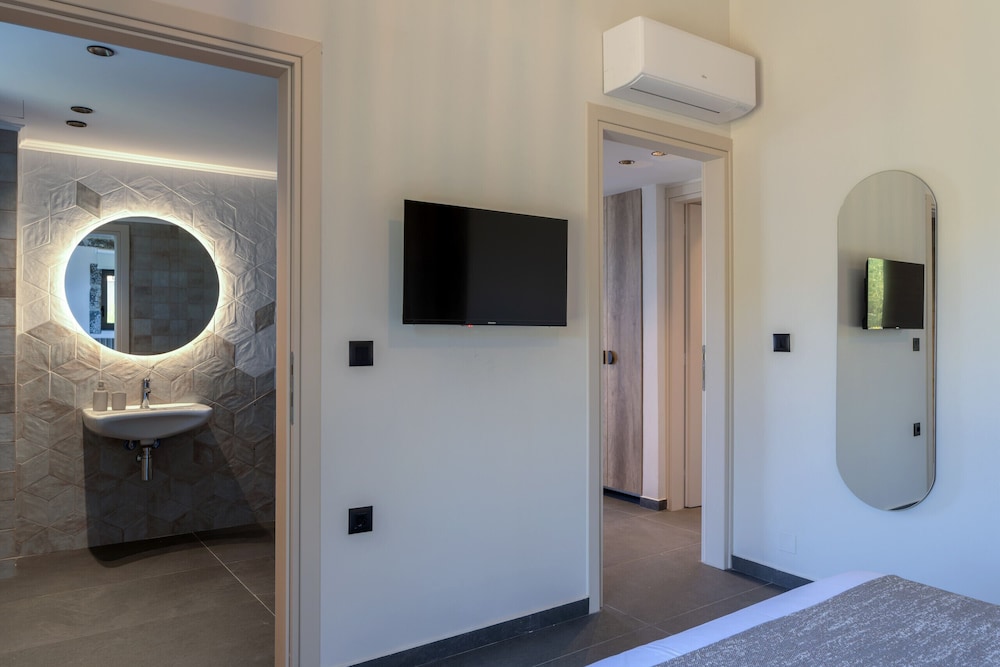 Villa Rea - With Private Pool