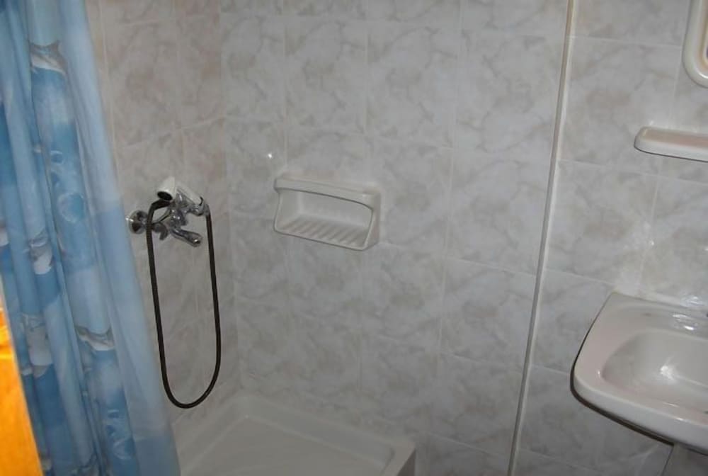 Photo 32
