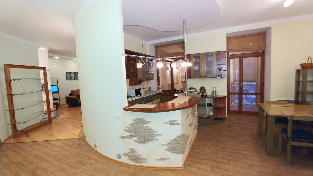 Kyiv Apartments