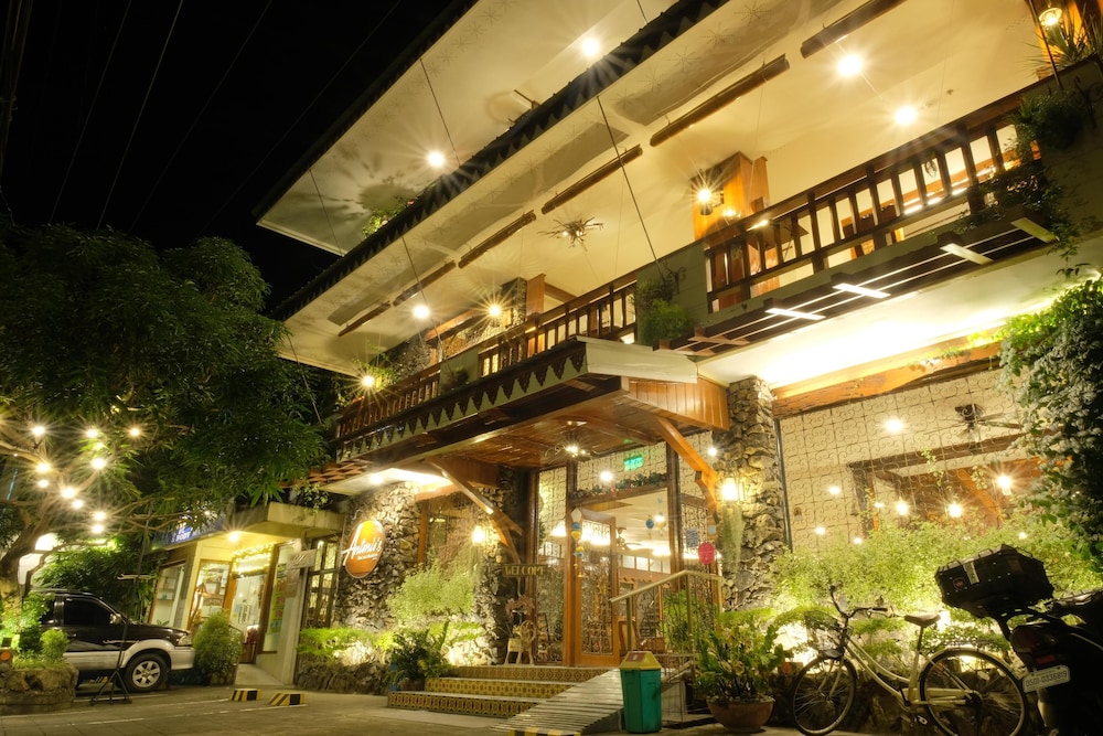 Antonio's Bed and Breakfast Hotel