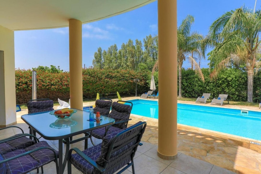 Villa Tsikkos Ena in Argaka