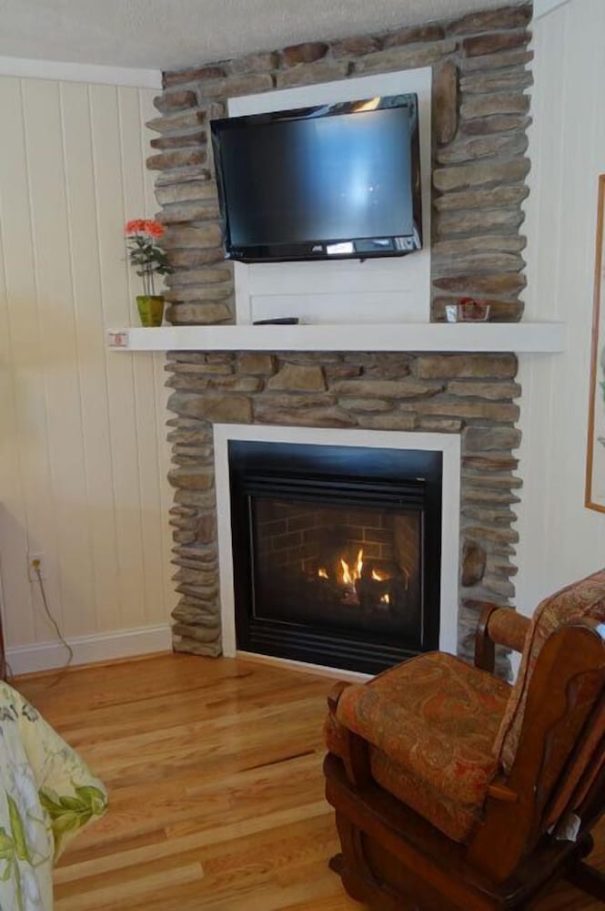 The Homestead Inn