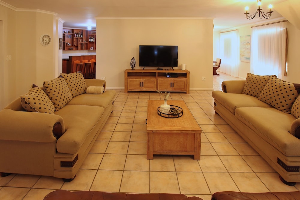 Coastal Calm Langebaan 6 Sleeper