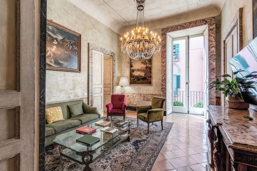 Palazzo Doria Suites