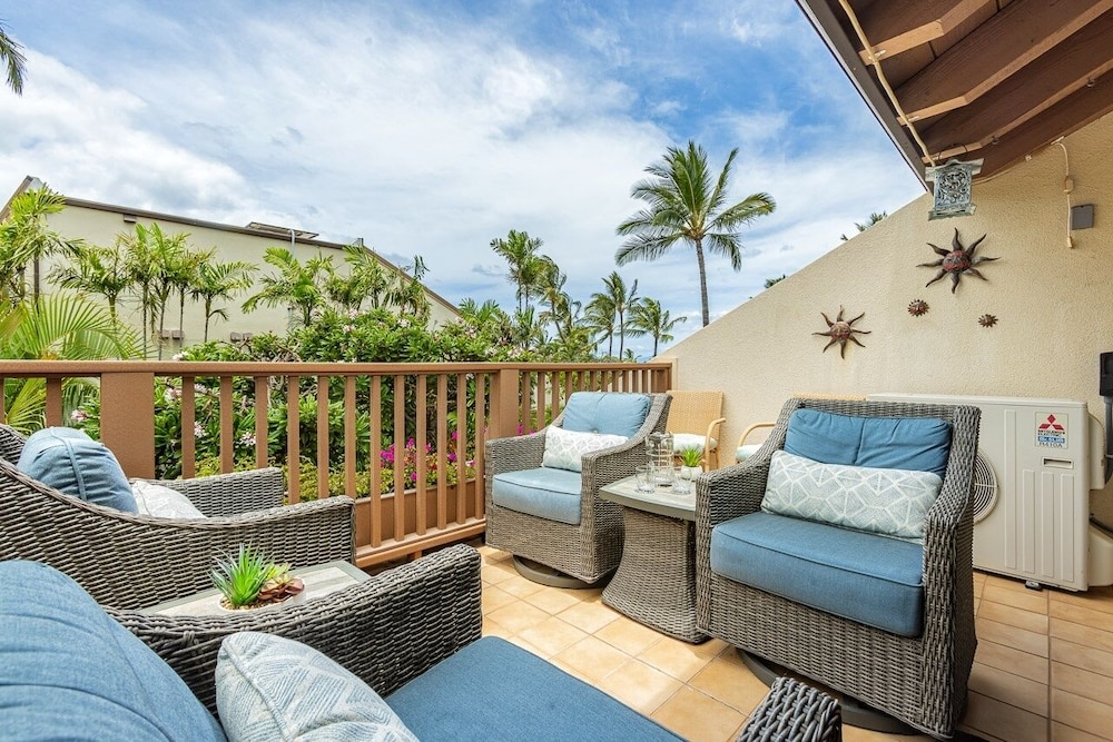 Maui Kamaole M207 2 Bedroom Condo