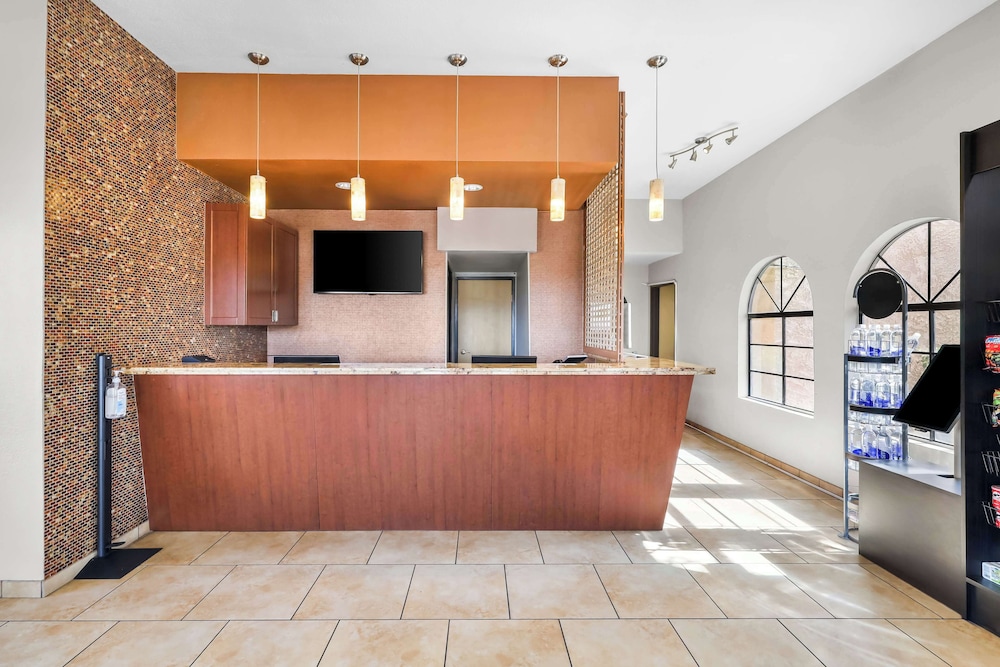 SureStay Plus by Best Western Twentynine Palms Joshua Tree - Property Image 2