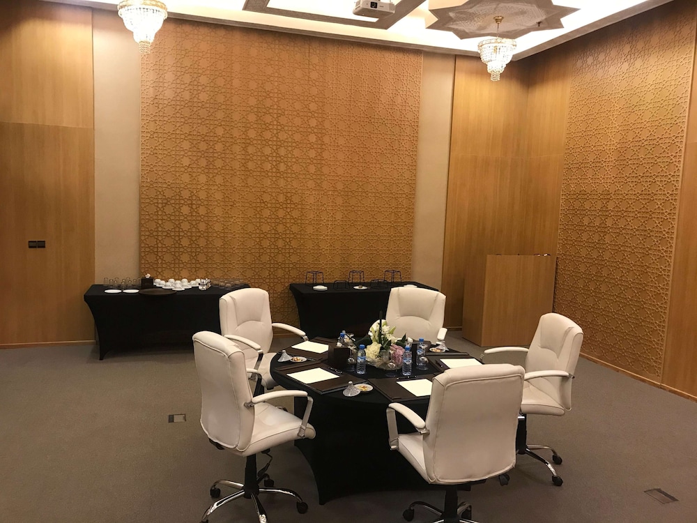 meeting & event spaces