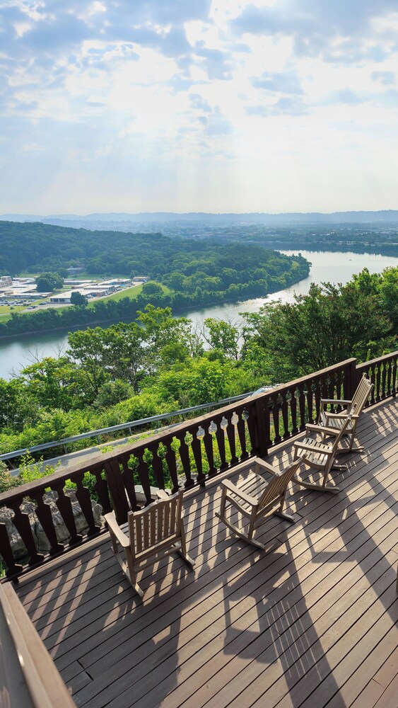 Lookout Mountain Riverview Inn