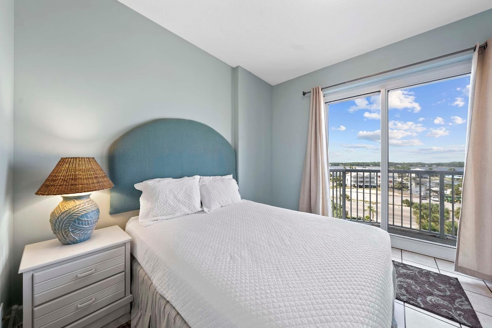 Island Royale 606