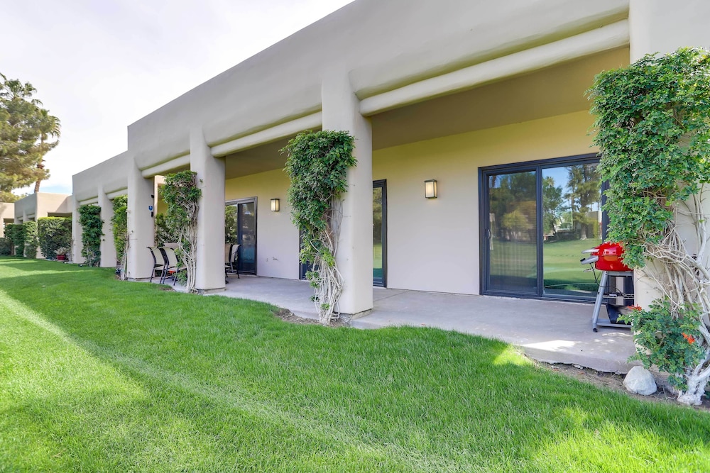Golf Haven w/ Pool Access - 5 Mi to Palm Springs