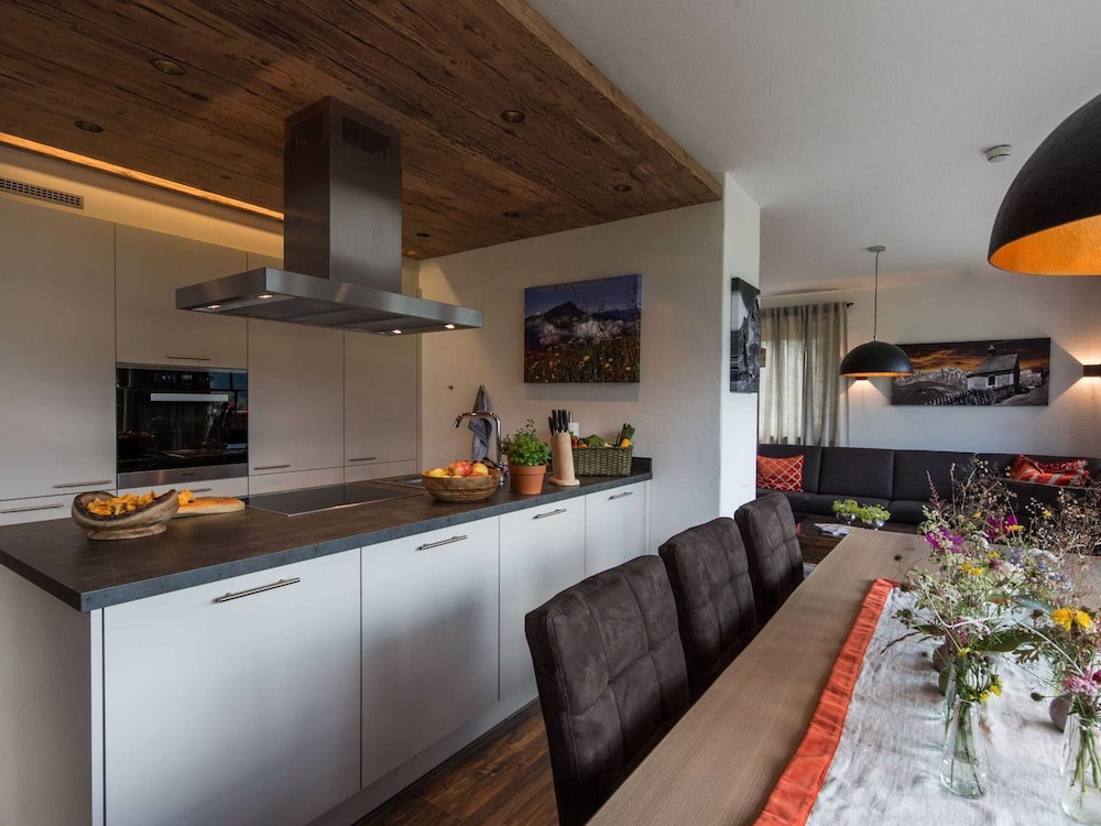 Affluent Chalet in Neukirchen near Wildkogel Ski Arena