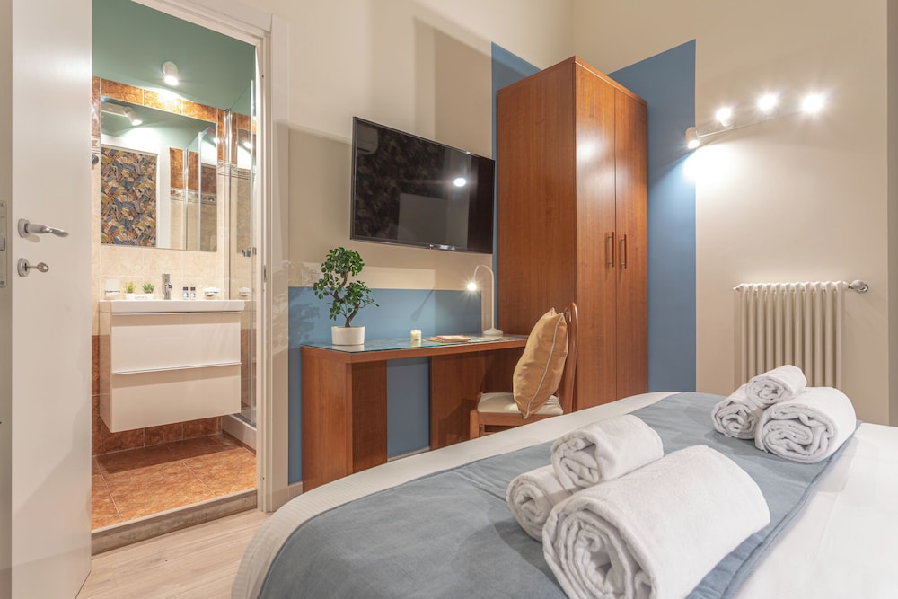 Vittoria Garden Suites