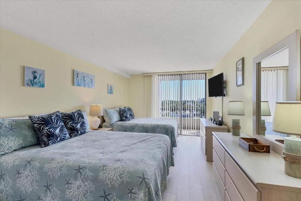 Anchorage Resort