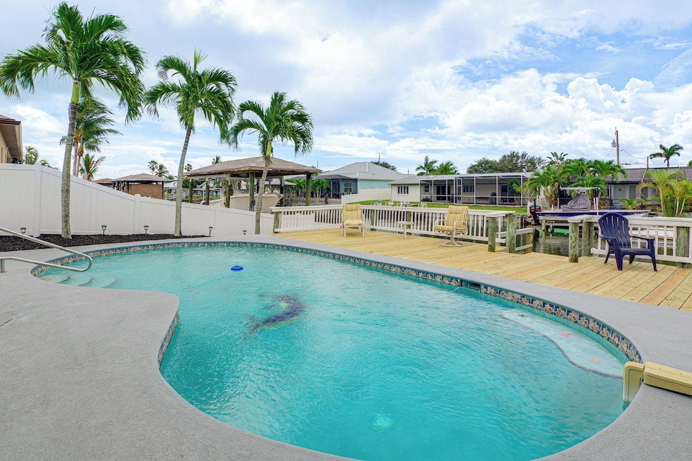 Canal-front Retreat w/ Boat Dock on Merritt Island