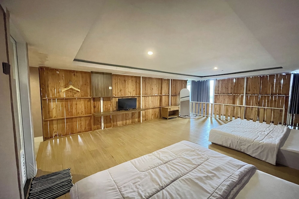 Elka-Es Villa
