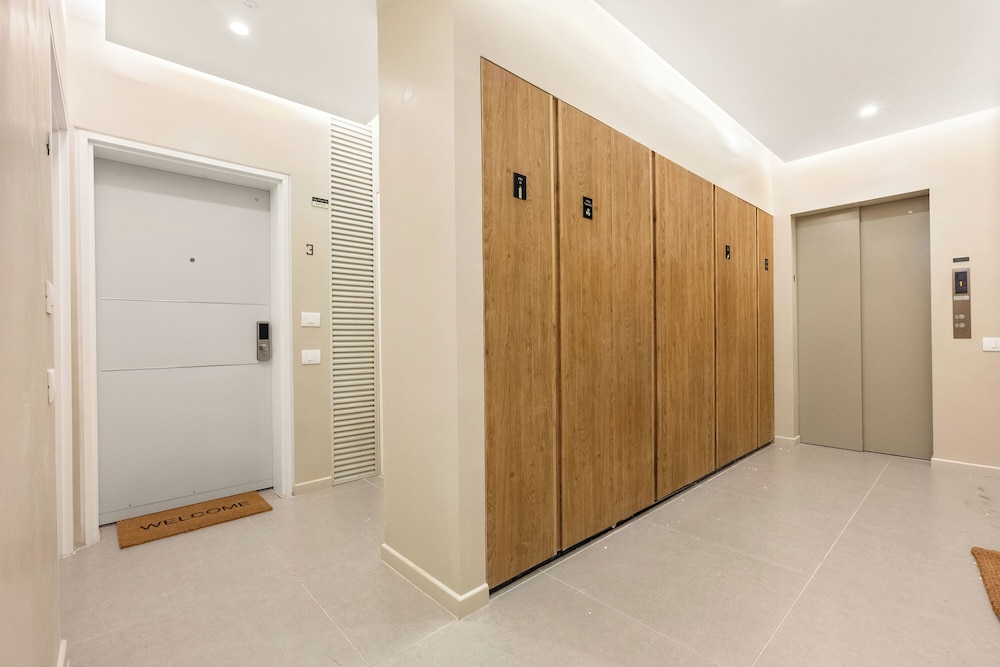 Old North Stylish Stay by Sea N' Rent
