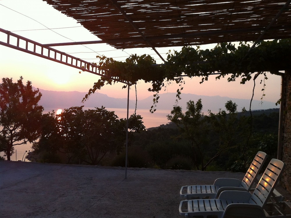 Branko - Large Terrace - H view 5