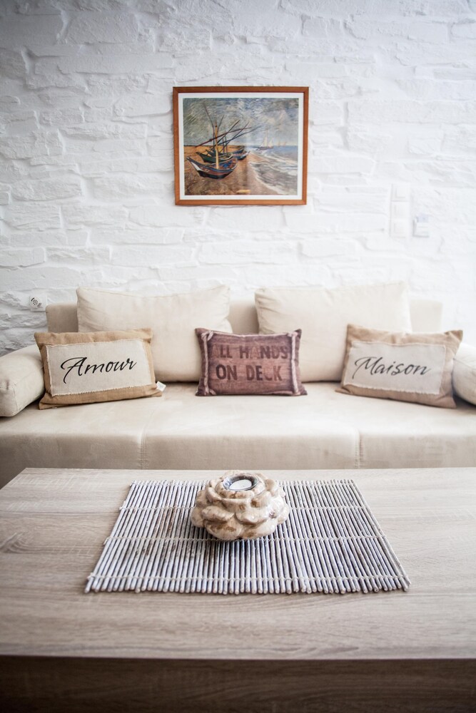 Porto Koundouros Beach and Villas