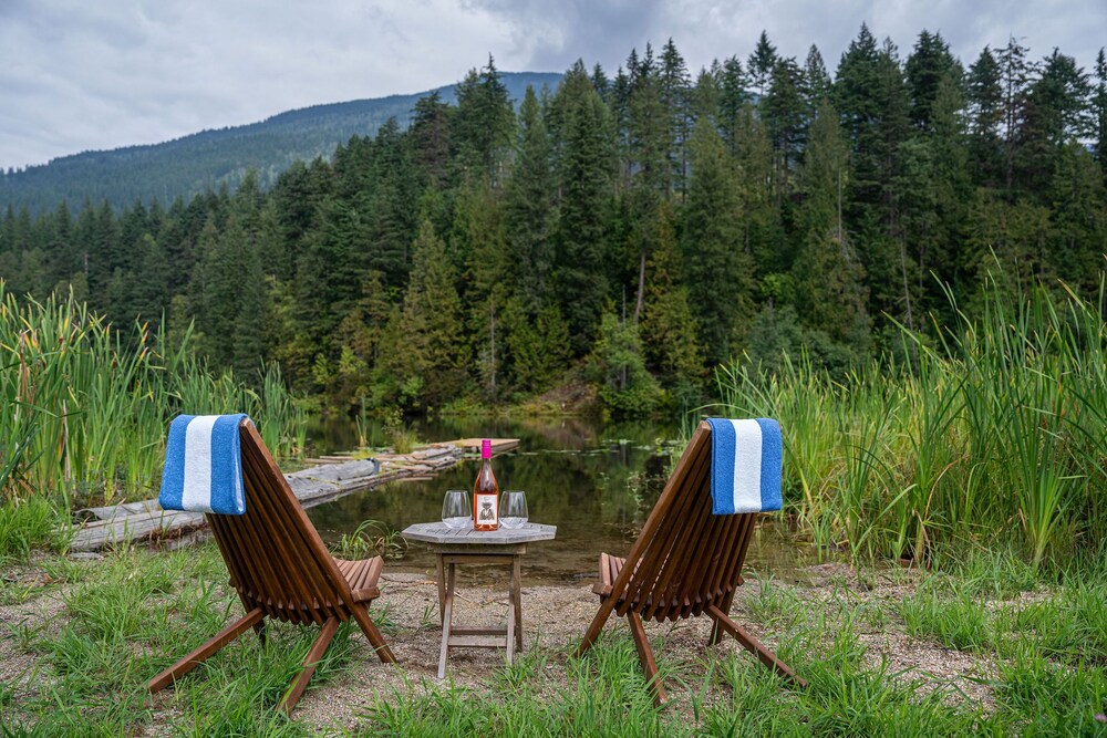 Revelstoke Lakehouse by Revelstoke Vacations