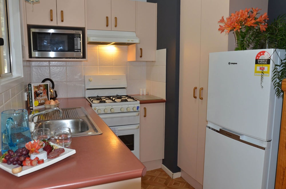 Jervis Bay Cabins & Hidden Creek Campsite
