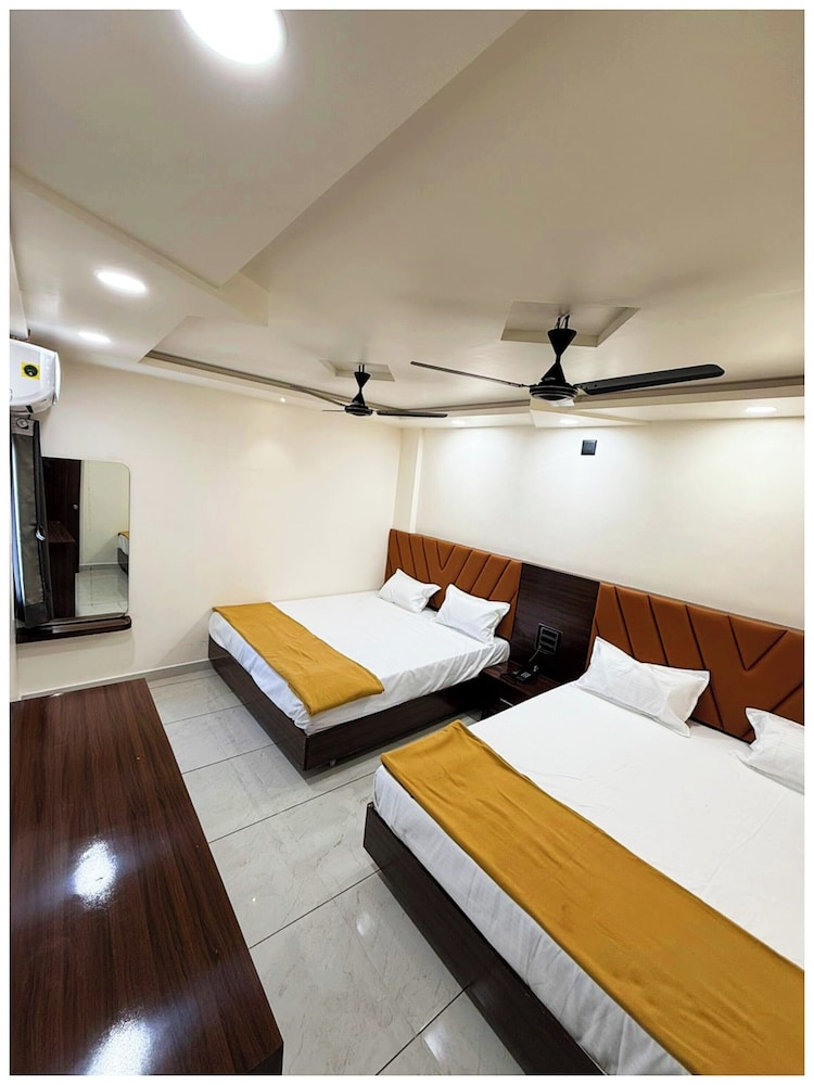 Hotel Shree Ganesh Dwarka