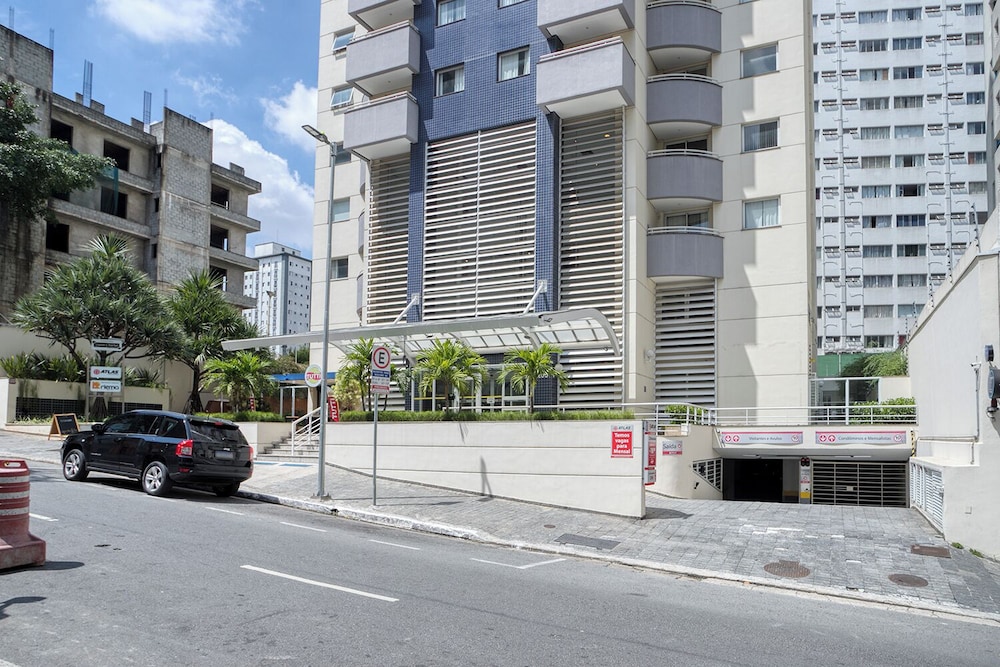 Tabas by Blueground Edifício Saint Charbel