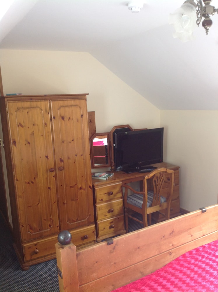 Glan Yr Afon Inn