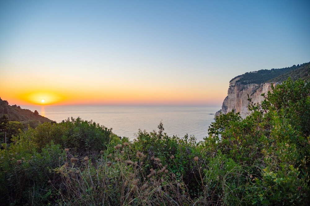 Corfu Apt in Gaios With 1 Bedrooms and 1 Bathrooms